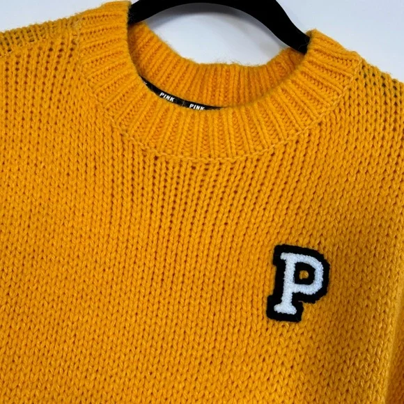 PINK Victoria's Secret Varsity Oversized Boyfriend Chunky Knit Sweater Size S - Picture 2 of 7